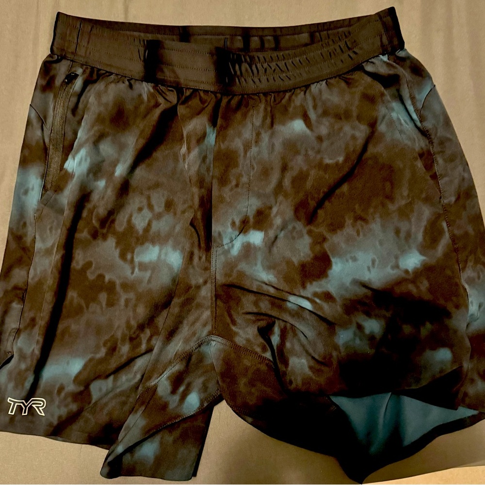 TYR Hydrosphere Training Shorts Men’s Size L